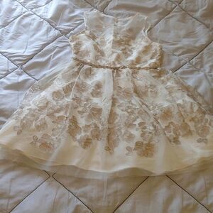 Beautiful formal Rare Editions girls dress size 7 NWOT.